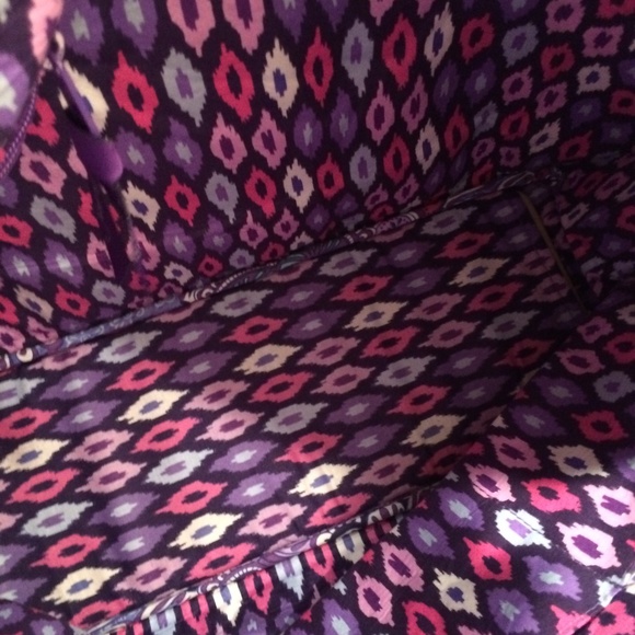 Vera Bradley Lilac Tapestry Pleated Tote Bag NWT - Picture 3 of 3